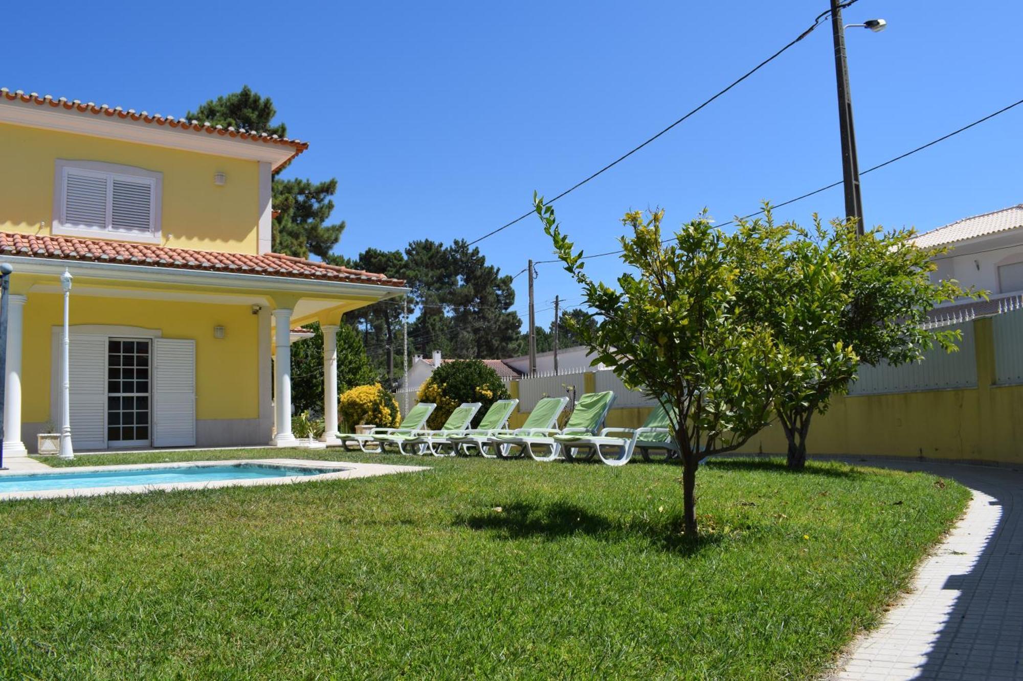 B House Verdizela Corroios Kültér fotó
